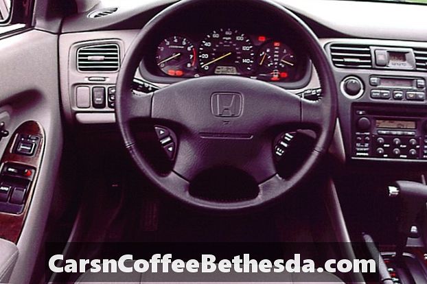 1998-2002 Honda Accord belső biztosíték ellenőrzése