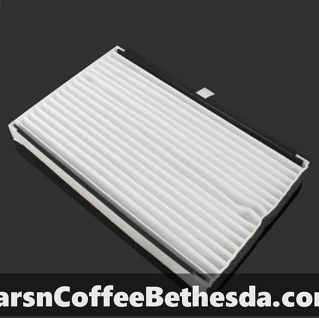 1998-2002 Oldsmobile Intrigue Cabin Air Filter Check
