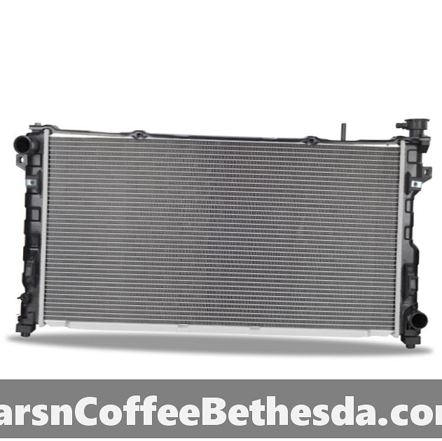 2005-2007 Chrysler Town and Country Cabin Air Filter Check