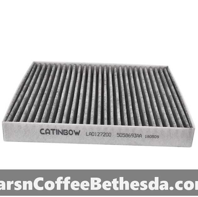 2007-2010 Jeep Compass Cabin Air Filter Check