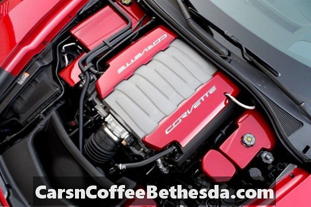 2014-2019 Chevrolet Corvette dzinēja gaisa filtra pārbaude