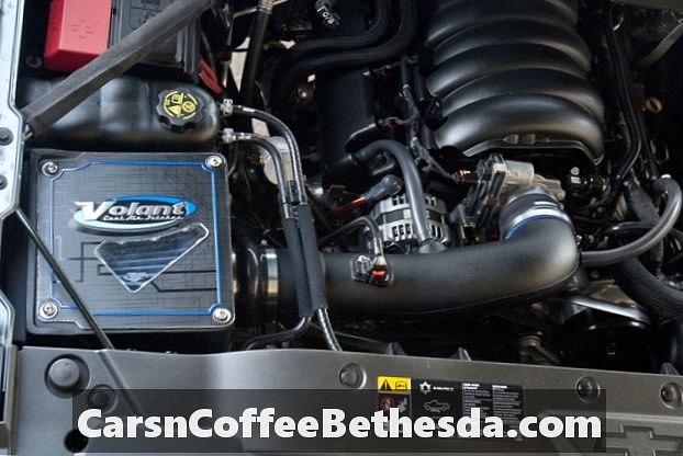 Controllo filtro aria motore suburbano Chevrolet 2014-2019