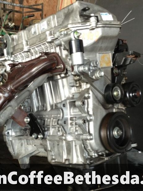 Tambah Fluid Transmisi: 2010-2012 Ford Fusion