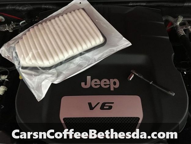 Air Filter How-To: 2008-2012 Jeep Liberty