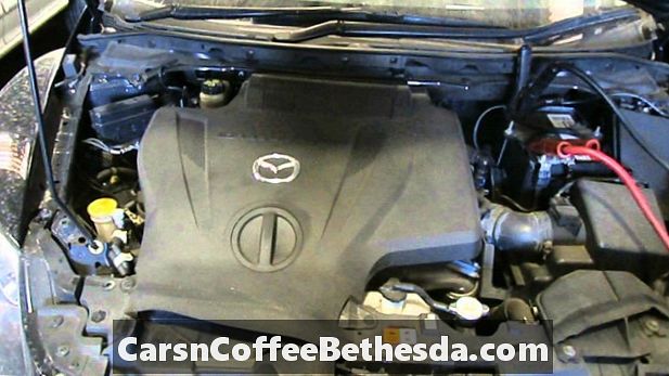 Фиксирани течове на охлаждащата течност: 2007-2012 Mazda CX-7