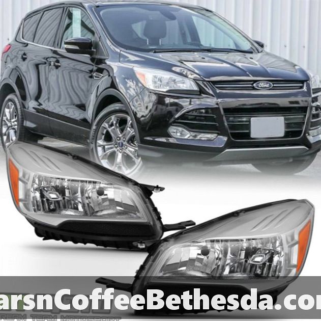 Vervanging van de batterij: Ford Escape 2013-2019