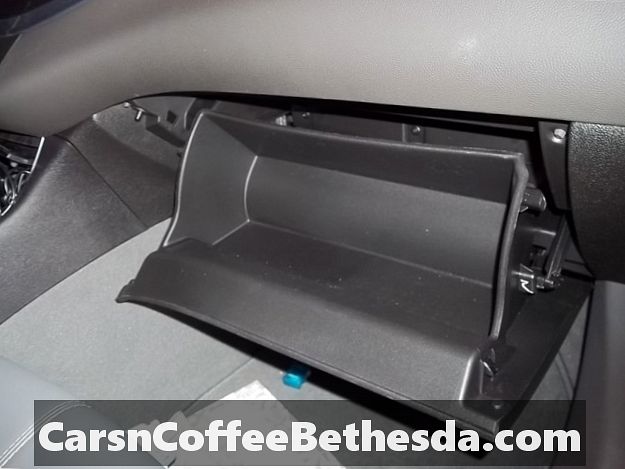Zamenjava kabinskih filtrov: Chevrolet Impala 2014-2019