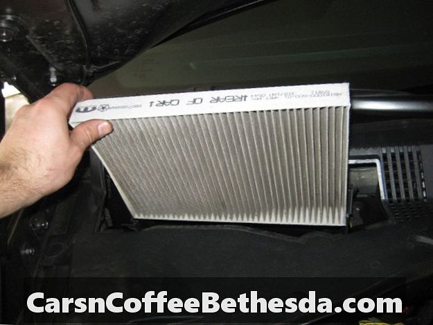 Zamenjava kabinskih filtrov: Dodge Charger 2011-2014