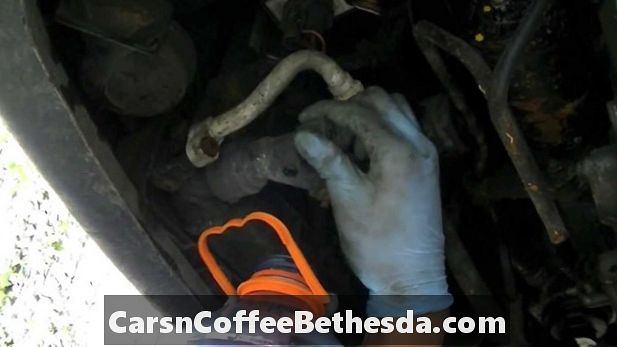Coolant Flush How-to: Volkswagen Beetle (2006-2010)