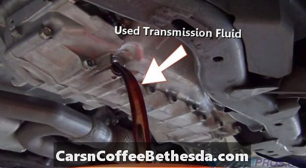 Reparación de pérdidas de líquido de transmisión de Lincoln Continental (1995-2002)