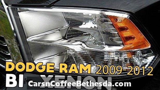 Ajovalojen vaihto 2009-2010 Dodge Ram 1500